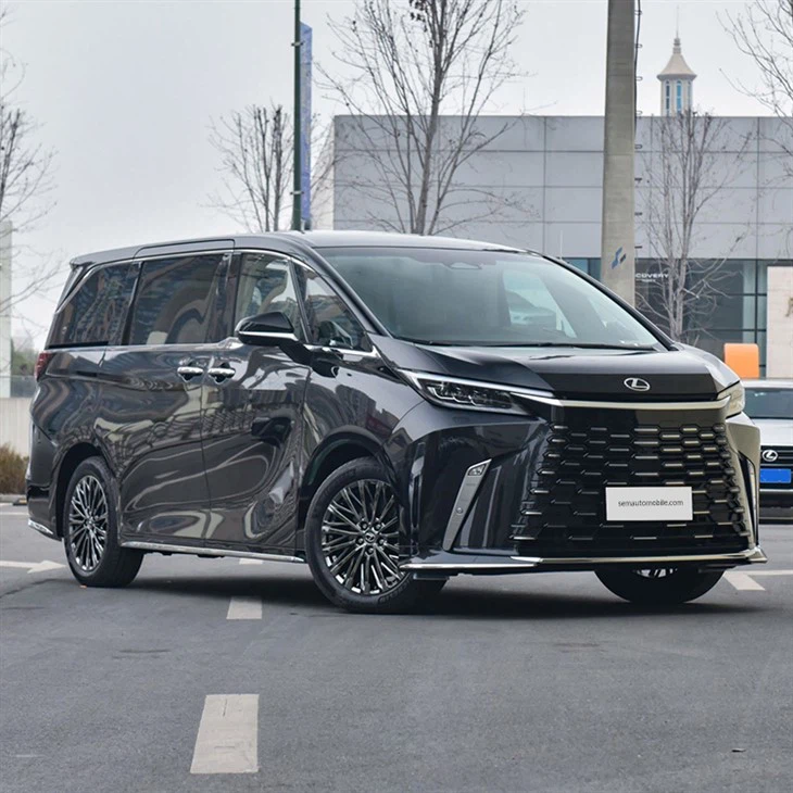2024 Lexus LM AWD Minivan