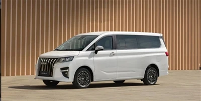 BAW Ruisheng Wangpai M7 2026 2.0L Automatic Long{1}}Spúšťa sa novoročná edícia s rázvorom kolies,...